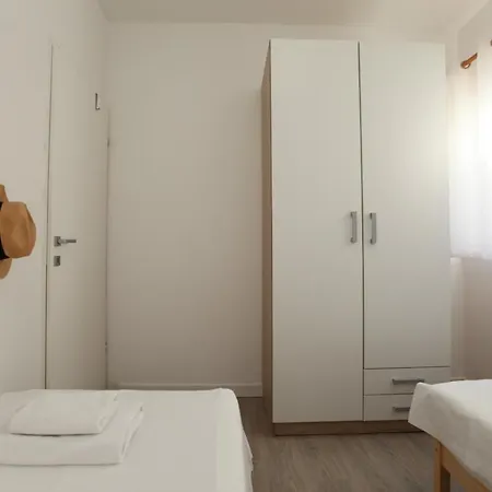Apartment Ciovo Large Seaview Near The Sea *
